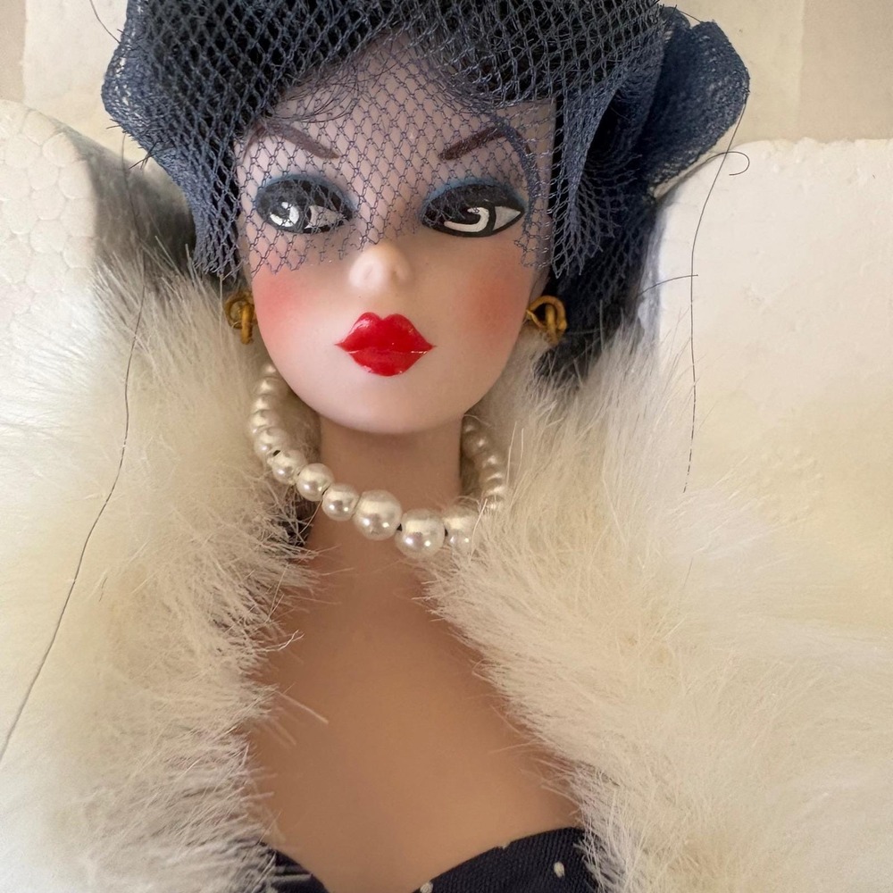 Mattel Gay Parisienne 1959 Barbie Porcelain Treasures Limited Edition 9973